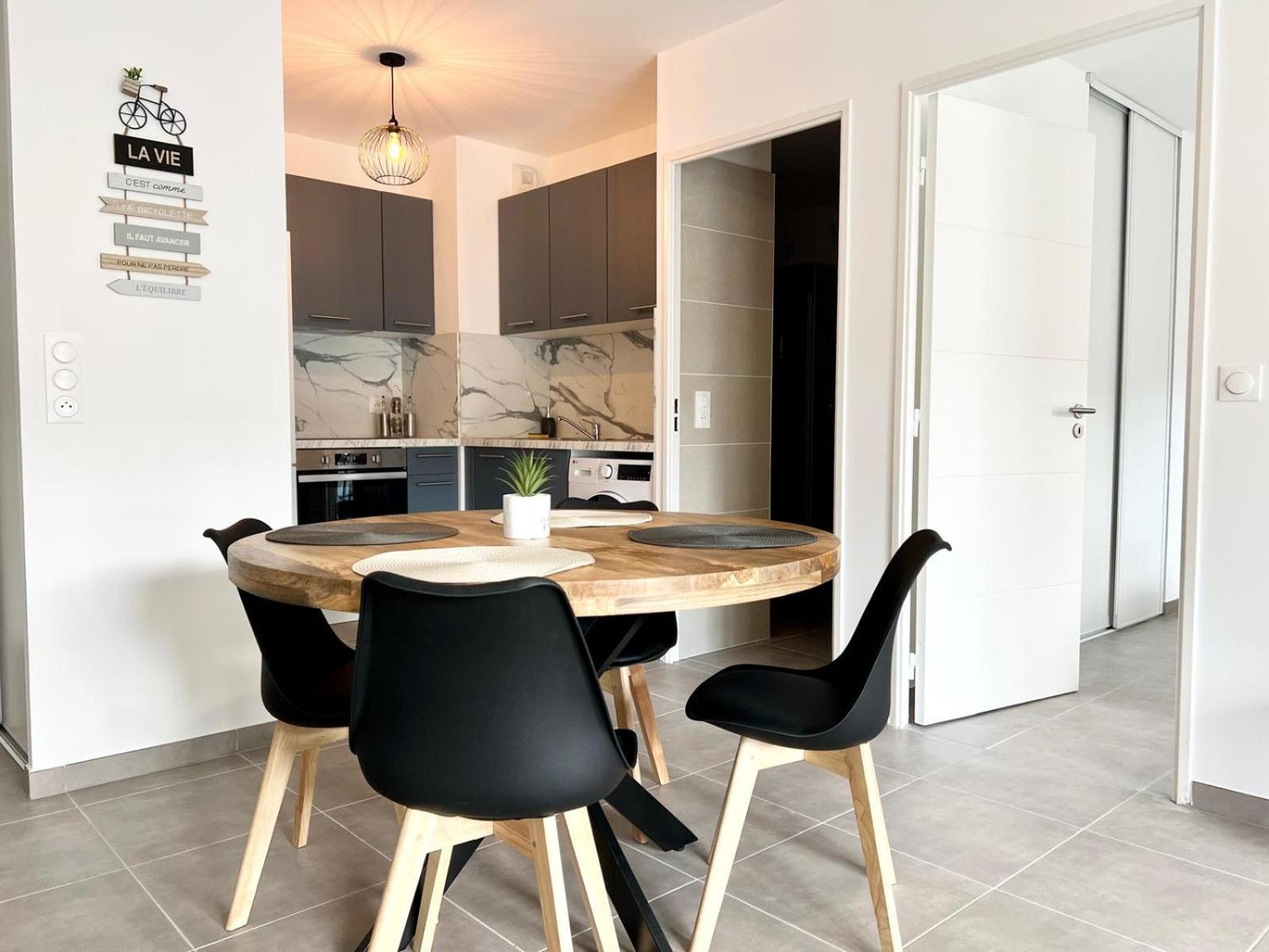 Brand New Flat With Terrace And Parc View